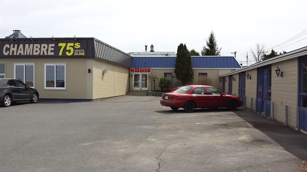 سان جان سور ريشليو Motel Iberville المظهر الخارجي الصورة